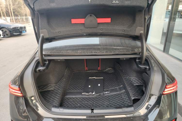 Used BMW 5 Series 2024 525i M Sport Package
