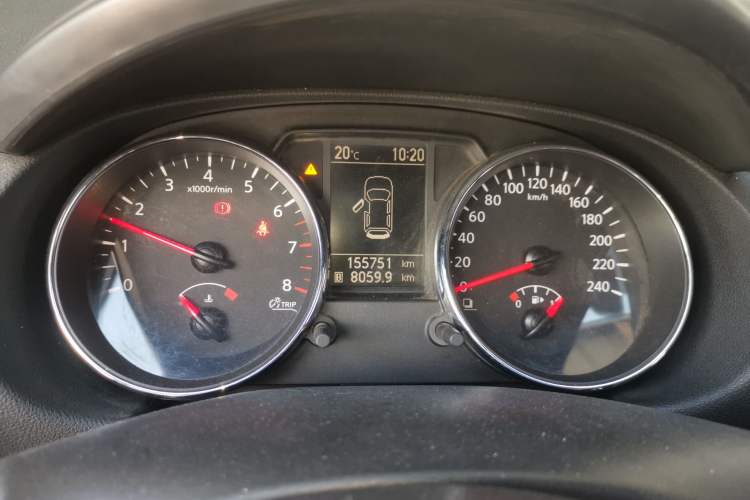Used Nissan Qashqai 2011 2.0 XL Fire 6MT 2WD Odometer Close Up