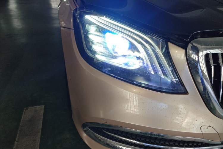 Used Mercedes-Benz Maybach S-Class 2016 S 400 4MATIC Right Front Headlight