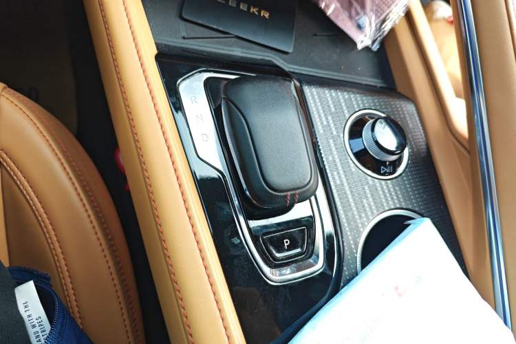 Used Zeekr 001 2022 Ultra-Long Range Dual-Motor YOU Version Gear Lever