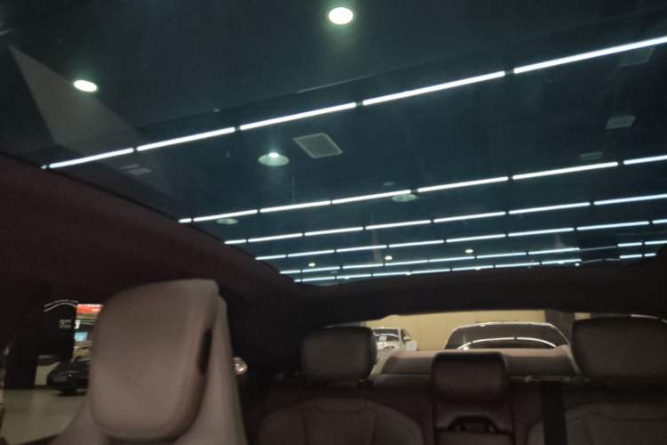 Used Porsche Taycan 2022-Year Updated Taycan
