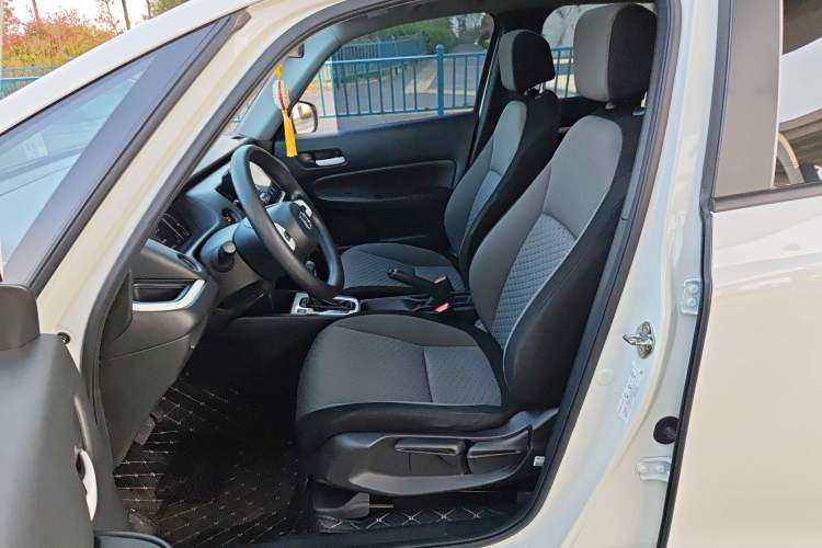 Used Honda Fit 2022 1.5L CVT Trendy Sunroof Edition Left Front Seat