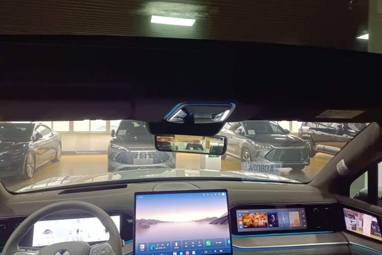 Used Denza N9 2025 Flagship Model