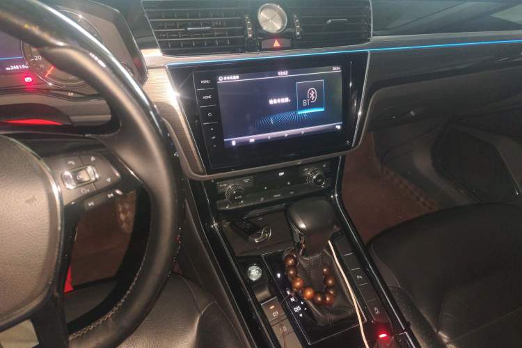 Used Volkswagen Phideon 2018 Revised Version 380TSI Two-Wheel Drive Business Edition
