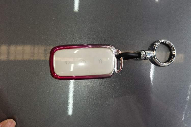 Used Geely Galaxy L6 2024 125km PLUS Dragon Edition Vehicle Key