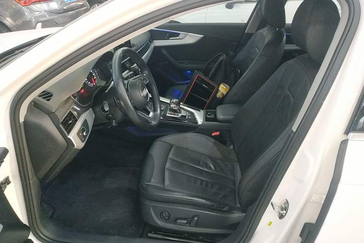 Used Audi A4L 2017 40 TFSI Fashion Model
