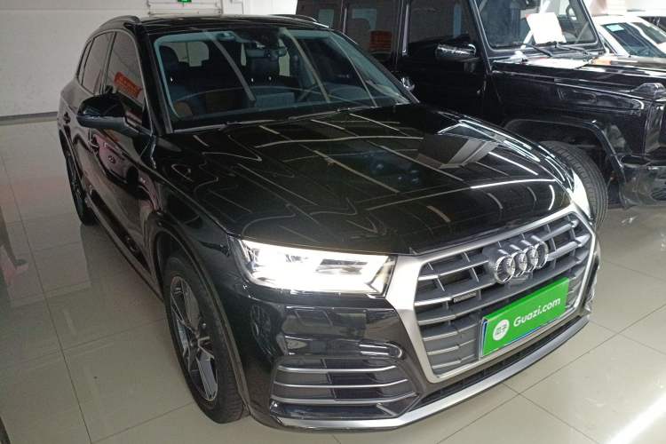 Used Audi Q5L 2020 45 TFSI Prestige Fashion Model Front Right 45 Deg