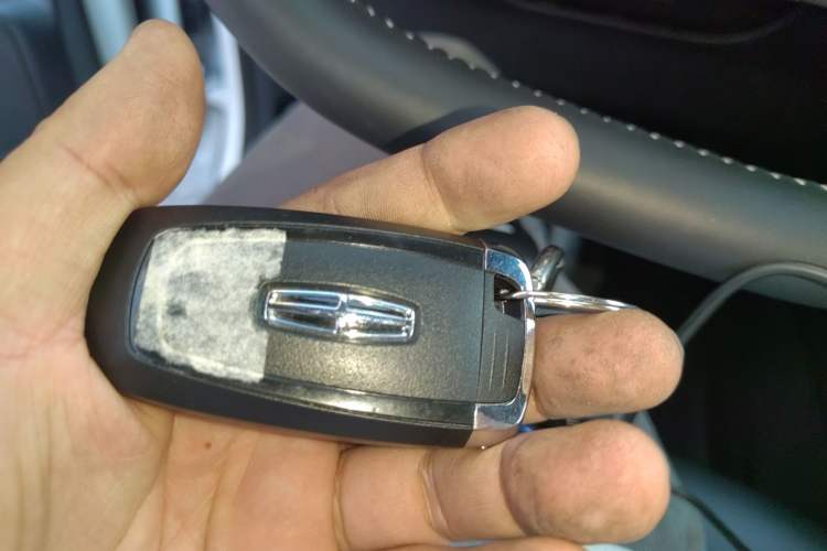 Used Lincoln Corsair 2024 2.0T Two-Wheel-Drive Luxury Edition
