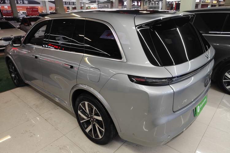 Used Li Auto L8 2023 Pro Model
