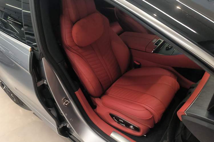 Used Yangwang U7 2025 EV Five-Seat Luxury Edition