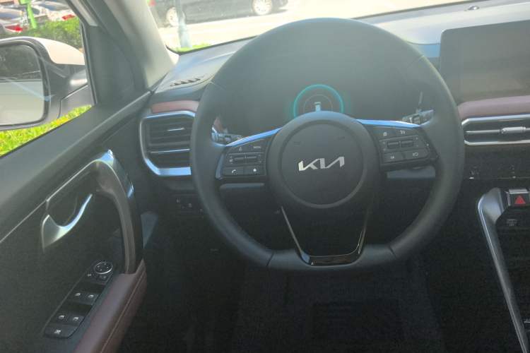 Used Kia Sportage R 2021 Ace 2.0L Splendid Edition Steering Wheel