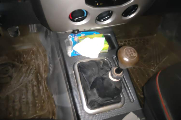 Used Foton Sapporo 2011 2.8T Acadia T3
