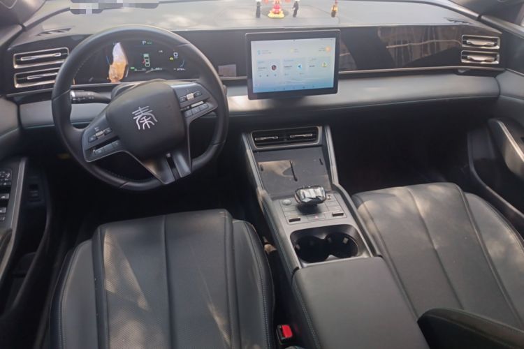 Used BYD Qin L 2024 DM-i 80KM Leading Model Center Console