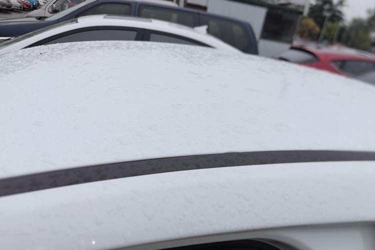 Used Chevrolet Cruze 2015 1.5L Classic SL MT Roof