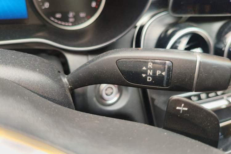 Used Mercedes-Benz C-Class 2019 C 180 L Dynamic Sports Edition Gear Lever