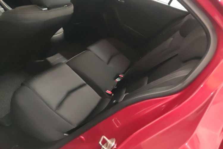 Used Mazda Mazda 3 Axela 2014 Sedan 1.5L Automatic Comfort Model