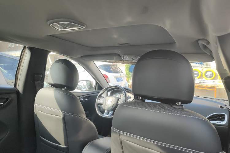 Used Fiat Viaggio 2015 1.4T Automatic Smart Edition
