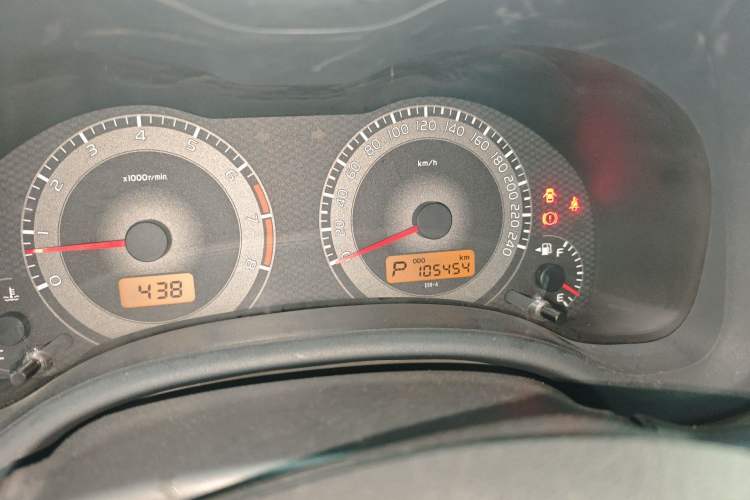 Used Toyota Corolla 2011 Edition Commemorative 1.6L Automatic GL Odometer Close Up