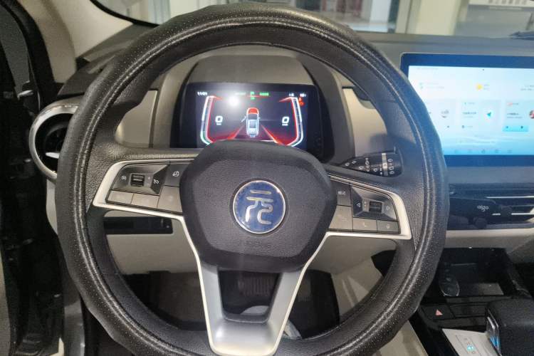 Used BYD Yuan Pro 2023 401 km Deluxe Version
