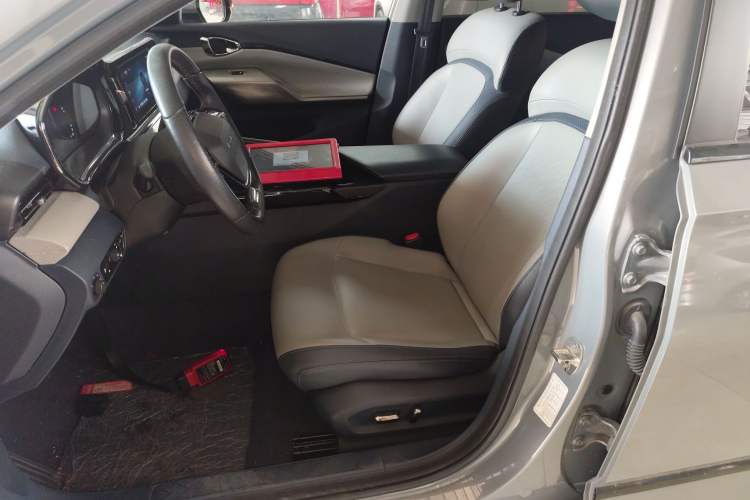 Used Baojun RC-5 2020 1.5T CVT Smart Shine Prestige Edition
