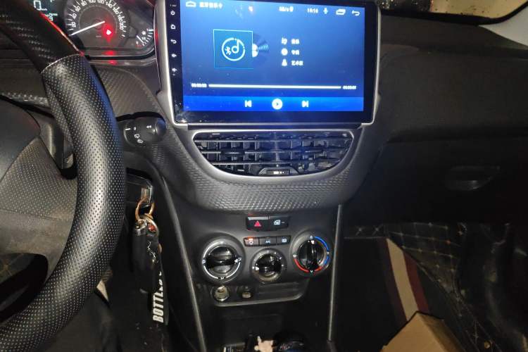 Used Peugeot 2008 2014 1.6L Automatic Trend Edition