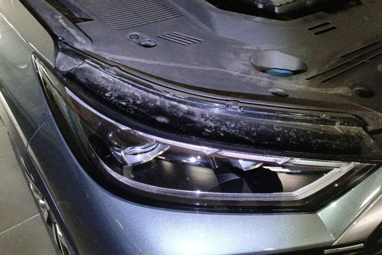 Used Chery Fengyun T8 2025 1.5T 130km Deluxe Version 5 Seats Right Front Headlight