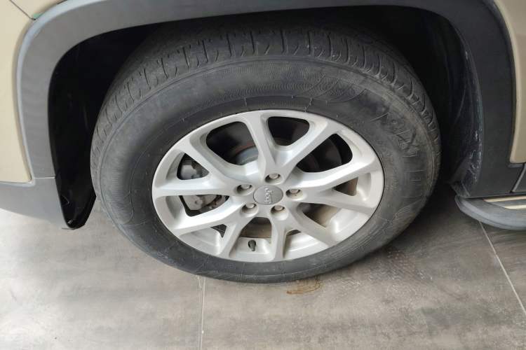 Used Jeep Cherokee 2016 2.0L Superior Edition