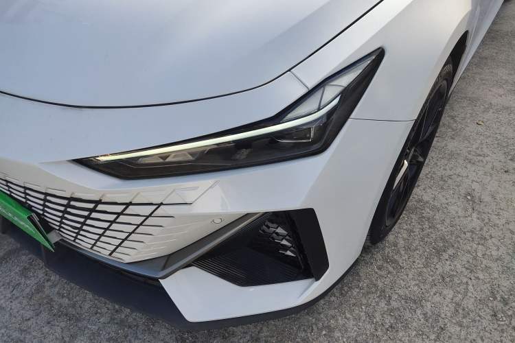 Used CHANGAN UNI-V iDD 2023 Zhidian iDD 1.5T 113km Smart & Fun Version (Rapid Edition) Left Front Headlight