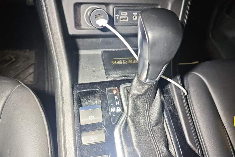 Used Jeep Commander 2018 2.0T Two-Wheel Drive Enjoy Edition China V