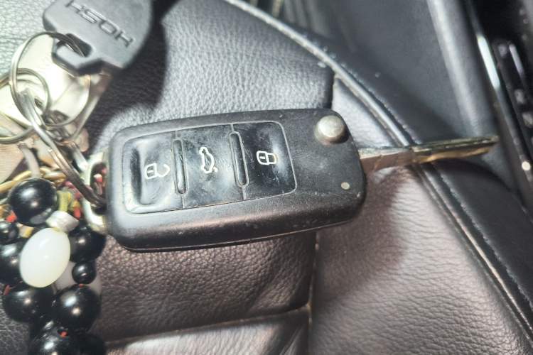 Used Volkswagen Lavida 2013 Restyled Classic 1.6L Automatic Comfort Edition