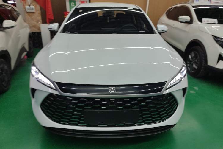 Used BYD Qin PLUS 2025 DM-i Smart Drive 55KM Leading Model