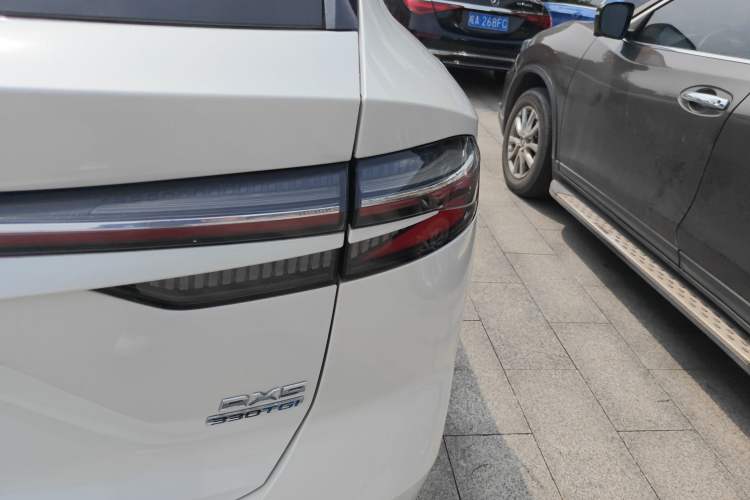 Used Roewe RX5 2023 1.5T Comfort Edition Right Rear Taillight