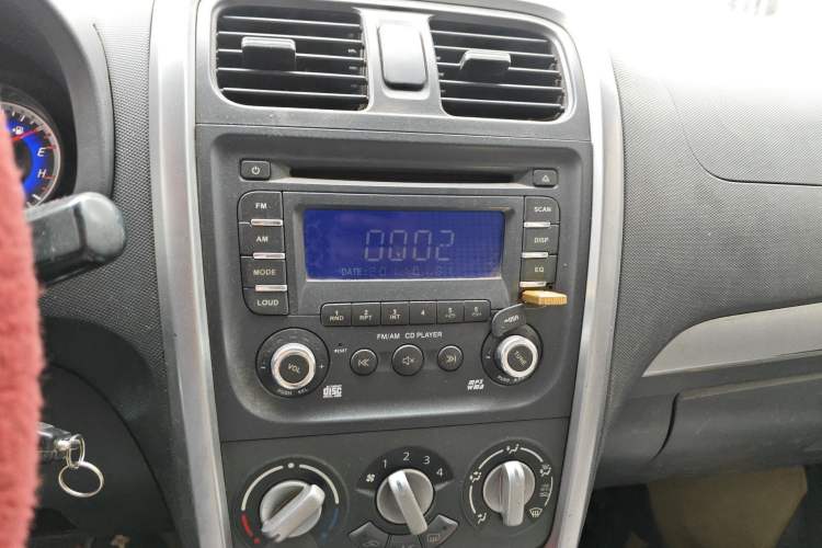 Used Suzuki Wagon R X5 2013 Cruise Edition 1.4L VVT Luxury Model China IV Standard Audio And AC Panel