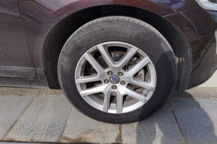 Used Volvo XC60 2017 T5 Smart Upgrade Edition