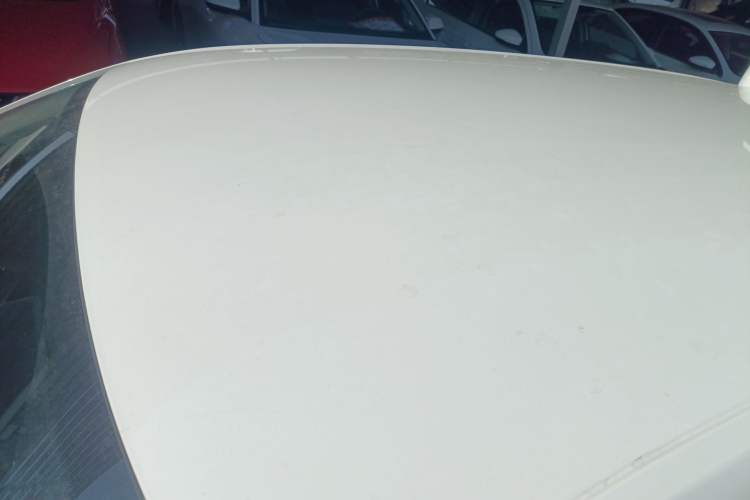 Used Volkswagen Gran Lavida 2013 1.6L Manual Fashion Model