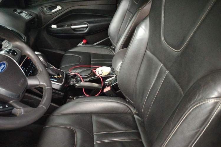 Used Ford Kuga 2013 2.0L GTDi Four-Wheel Drive Premium Model Left Front Seat