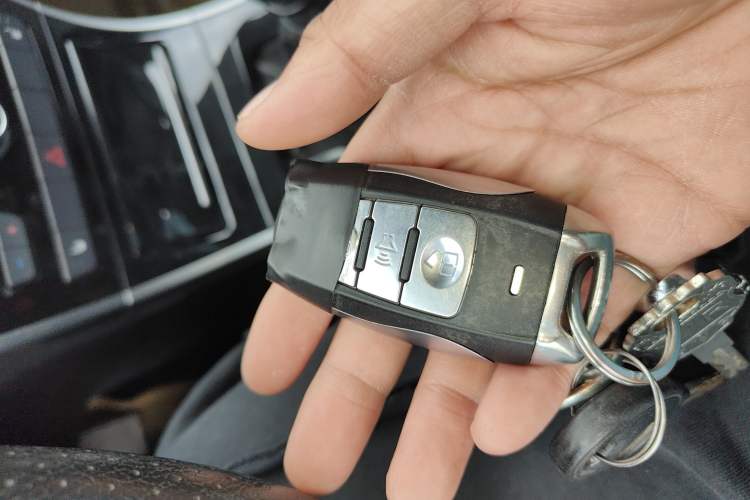 Used Haval H2 2014 1.5T Manual Two-Wheel Drive Elite Edition Vehicle Key