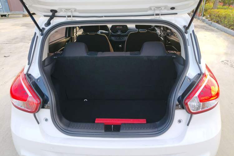 Used Baojun 310 2020 1.2L Manual Value Edition
