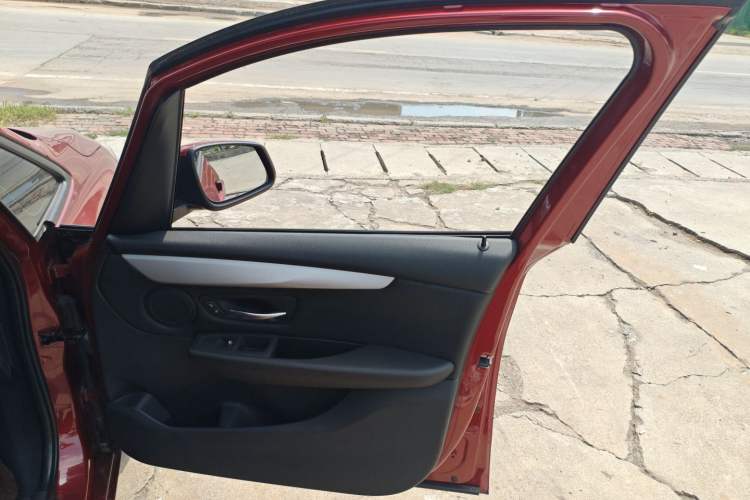 Used BMW 2 Series Active Tourer (Import) 2015 218i Leading Model
