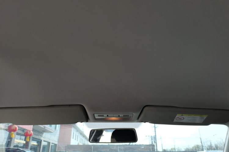 Used Volkswagen Bora 2014 1.6L Automatic Fashion Model Headliner