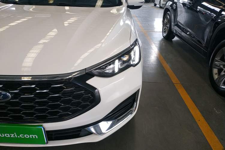 Used Ford Escort 2021 1.5L Automatic Diamond Edition