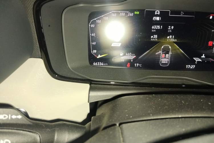 Used Lynk & Co 02 2022 1.5T DCT Shine Pro Odometer Close Up