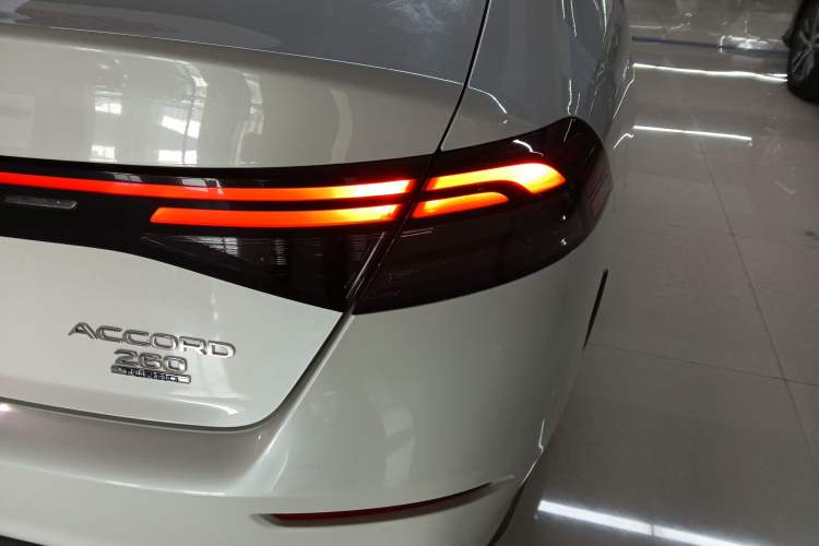 Used Honda Accord 2024 260TURBO Luxury Edition Right Rear Taillight