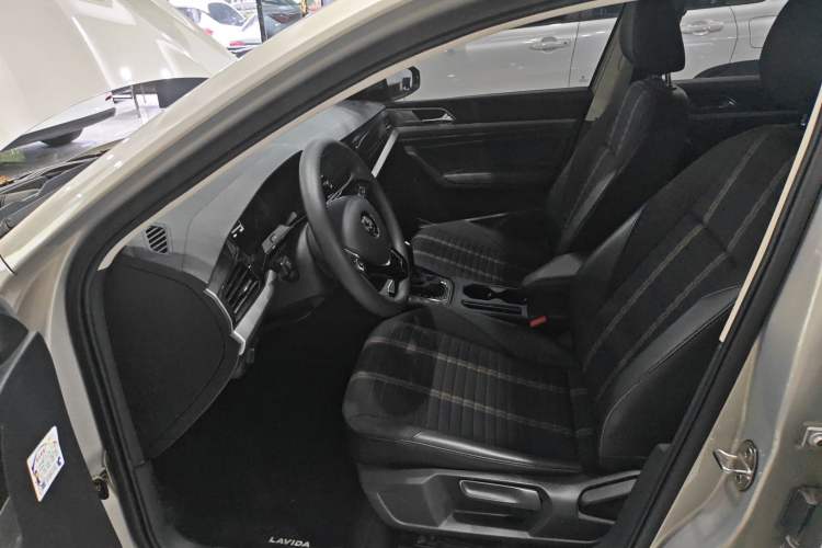 Used Volkswagen Lavida 2019 280TSI DSG Comfort Edition China VI standard