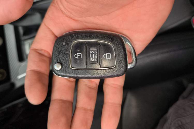 Used Hyundai Elantra (6th Generation / Lingdong) 2016 1.6L Automatic ZhiXuan – Elite Version