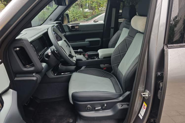 Used Formula Leopard Leopard 5 2025 TianShen Intelligent Driving Ultra Edition