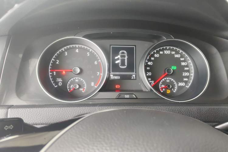 Used Volkswagen Golf 2017 230TSI Automatic Luxury Million-Vehicle Commemorative Edition