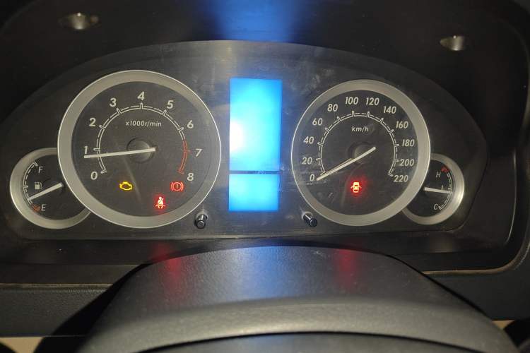 Used BAIC E Series 2013 Sedan 1.3L Manual Lotte Edition
