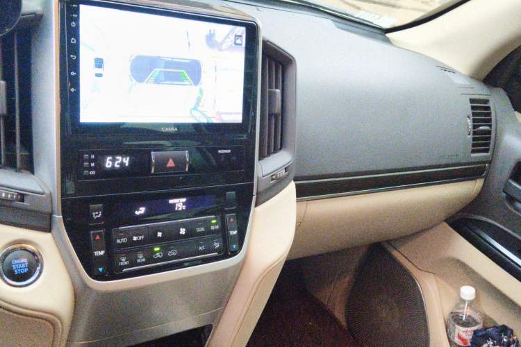 Used Toyota Land Cruiser 