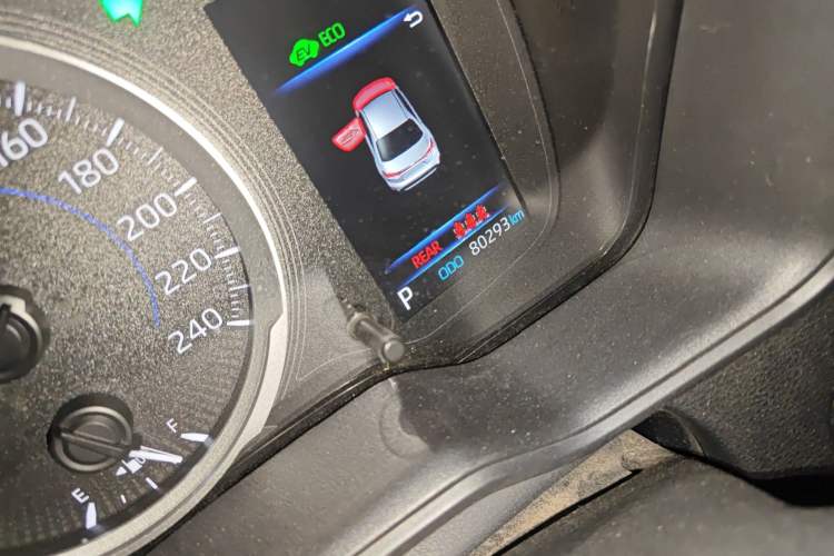 Used Toyota Levin 2022 Dual-Engine 1.8H E-CVT Luxury Edition Odometer Close Up